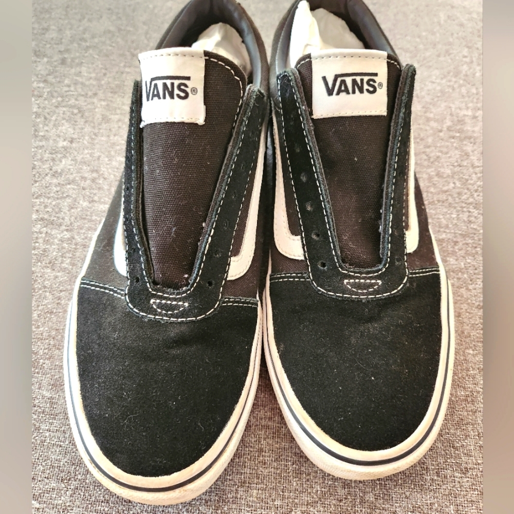 Men's VANS Sneaker size 8